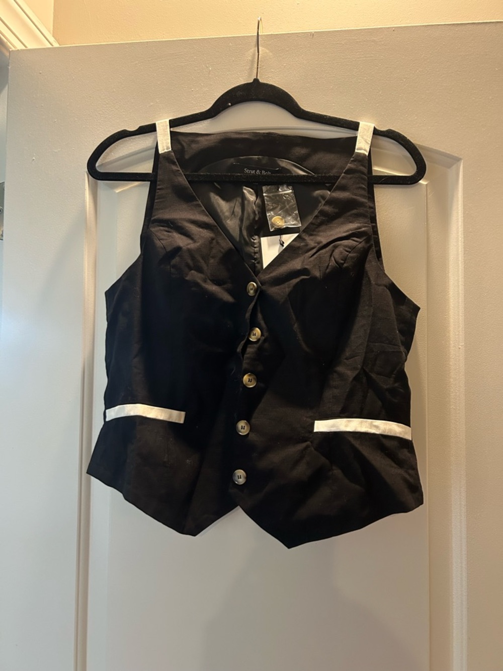 Strut & Bolt Black Button-Front Vest with White Trim